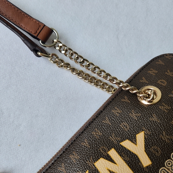 DKNY Signature Logo Maddison Dome Shoulder Bag Satchel Top Zip Brown Gold Chain - Picture 8 of 16